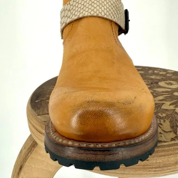 Freebird by Steven Denmark Leather Riding Style Boots Genuine Sheep Fur - Picture 10 of 17